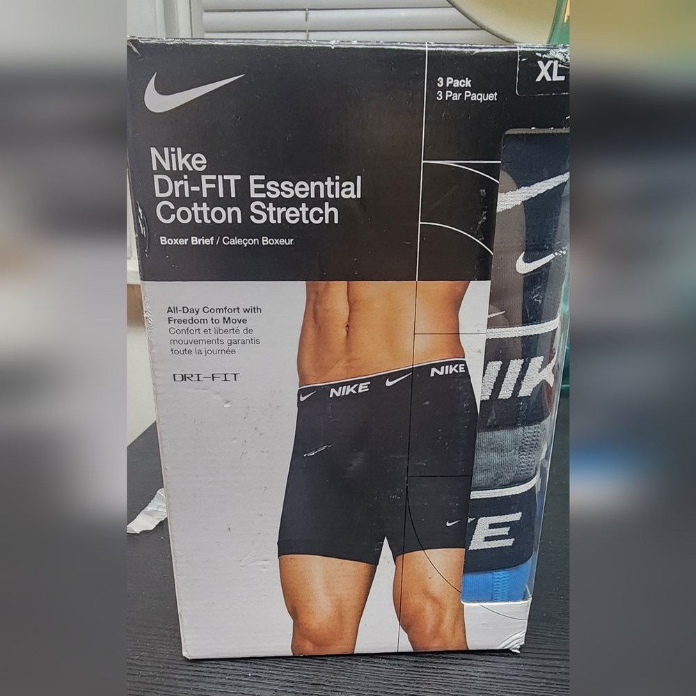 Nike Dri-FIT Essential Cotton Stretch Boxer Briefs - Black